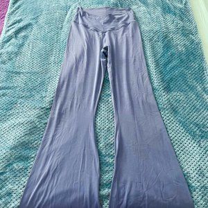 Offline by Aerie Large Medium Blue Crossover Flare Legging